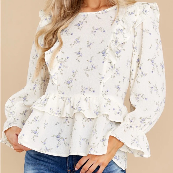 NWT- Pippa Floral Ruffle Blouse - Picture 1 of 4